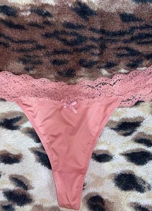 Трусики с гипюром