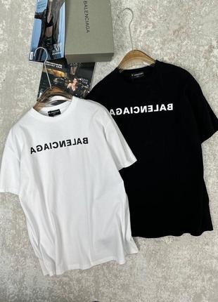 Футболка в стилі balenciaga