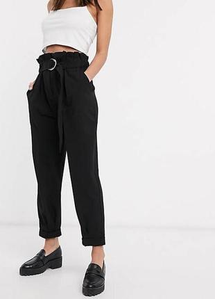 Черные брюки бершка штаны с защипами высокой посадкой от bershka