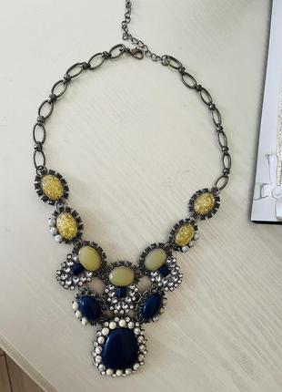 Колье массивное винтажный стиль камней нарядное