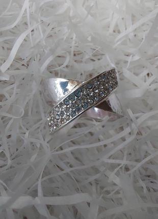 Колечко с камушками