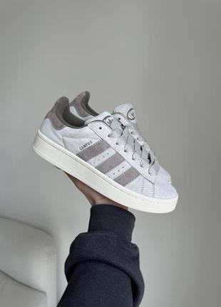 Кросівки adidas1 фото