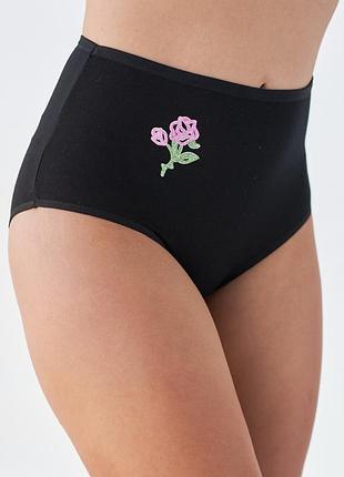 Женские трусы с широким боком - черные с цветочком