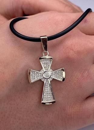 Серебряный крестик с золотом и фианитами