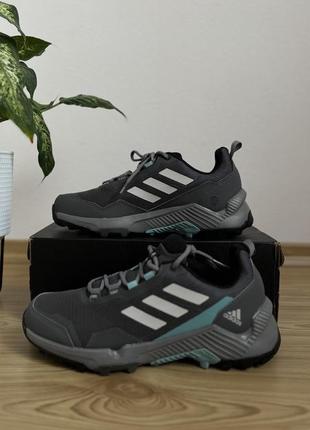 Кросівки adidas1 фото