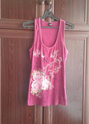 Бордовая хлопковая майка в рубчик с принтом впереди madonna