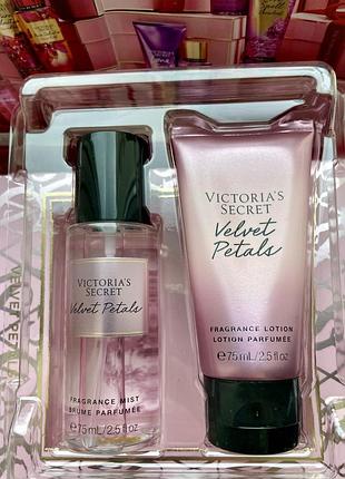 Подарунковий набір victoria's secret velvet petals mini mist & lotion duo