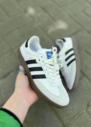 Кросівки adidas6 фото