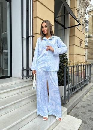 Женский летний брючный костюм-двойка  рубашка и брюки из шелка размеры норма