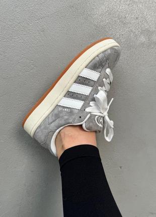 Кросівки adidas2 фото