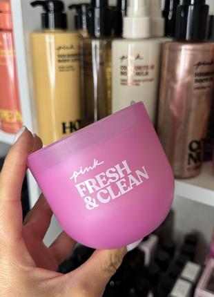 Fresh & clean свічка ароматизована victoria's secret, pink