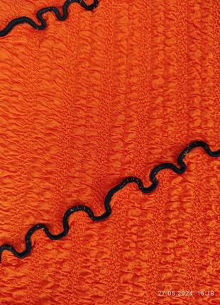 Дуже оригінальна брендова кофта у трендовому оранжевому кольорі розмір с-м 4