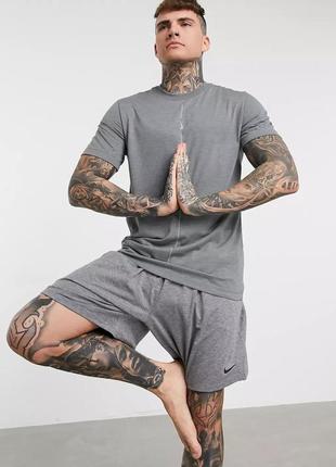 Футболка nike yoga plus dri-fit