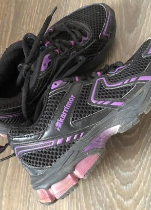 Спортивні кросівки karrimor жіночі чорні з фіолетовитми вставками трекінгові легкі кросівки з сіткою1 фото