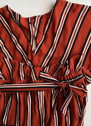 Комбинезон в полоску с поясом размер м-л