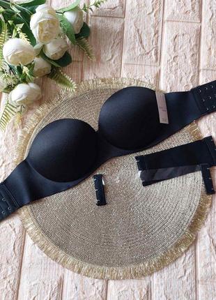 Чорний гладкий бюстгальтер анжеліка на пушап без бретелей