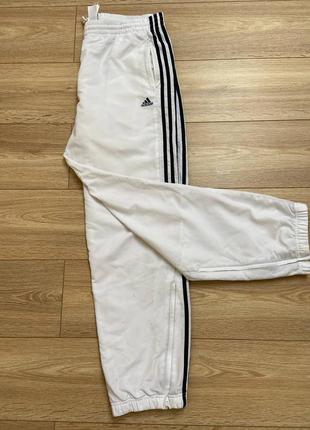 Винтажные спортивки adidas на лампасах