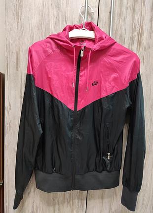 Куртка ветровка спортивная с капюшоном