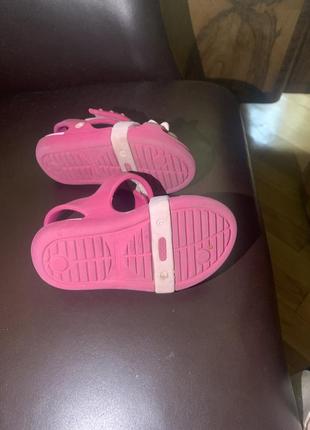 Босоніжки шльопанці сандалі crocs4 фото