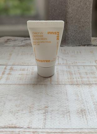 Сонцезахисний крем innisfree daily uv defense sunscreen spf 36