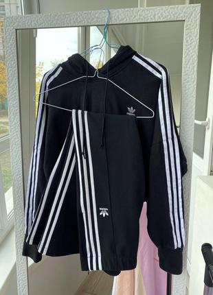 Костюм оригінал