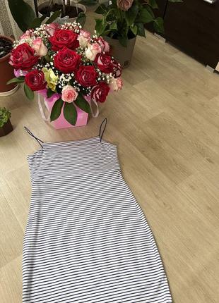 Міні сукня на бретельках