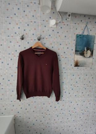 Свитер tommy hilfiger.