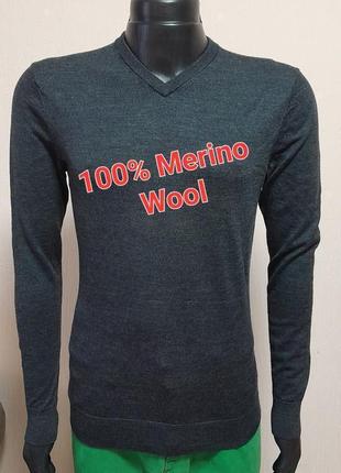 Практичний пуловер сірого кольору зі 100% мериносової вовни h&m