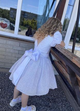 Праздничное нарядное платье