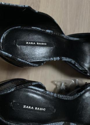 Туфли лодочки черные туфли под питона zara- 36p6 фото