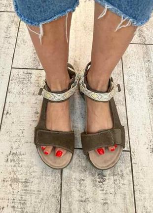 Спортивные женские босоножки clarks ananda spirit suede 42 размер