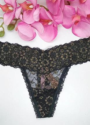 Невероятные стринги с небесной вышивкой victoria’s secret