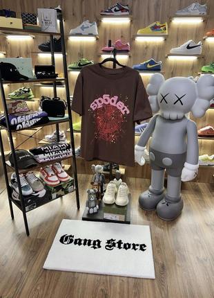 Футболка spider by young thug brown