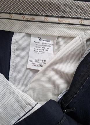 Мужской костюм темно синего цвета, бренда voronin