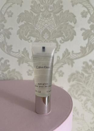 Сяючі тіні блиск для повік