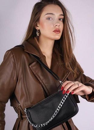 Женская черная сумка-клатч