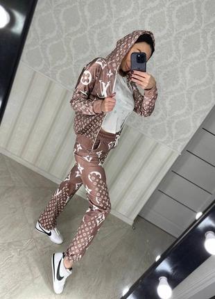 Женский костюм люкс качества