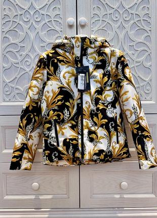 Versace дитяча зимова куртка. 10 років. оригінал. нова! new!