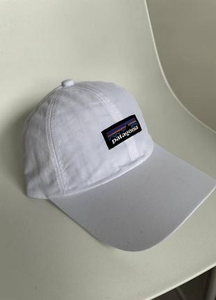 Кепка patagonia white