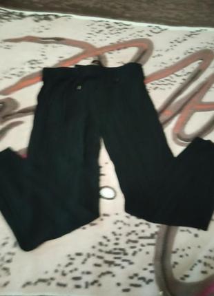 Фирменные лёгкие летние штаны esmara!