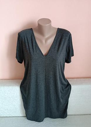 Состояние нового!гарное вискозное платье-футболка р.12.