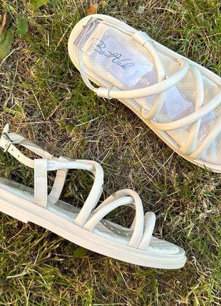 Босоножки женские best vak кожаные с переплетом бежевые