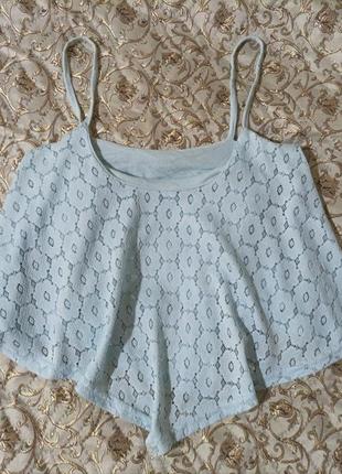 Летний укороченный топ/футболка с светло голубым кружевом и подолом от new look7 фото