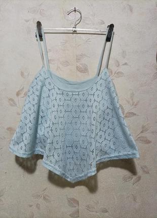 Летний укороченный топ/футболка с светло голубым кружевом и подолом от new look2 фото
