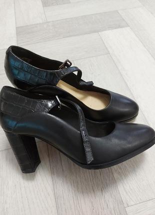 Туфли,ботинки