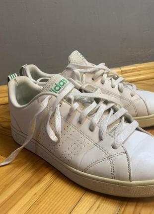 Кроссовки от adidas