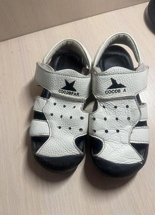 Кожаные босоножки