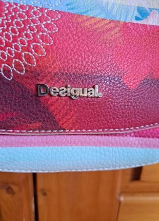 Фирменная сумочка 3