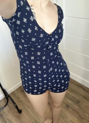 Шикарний летний комбинезон с открытой спинкой