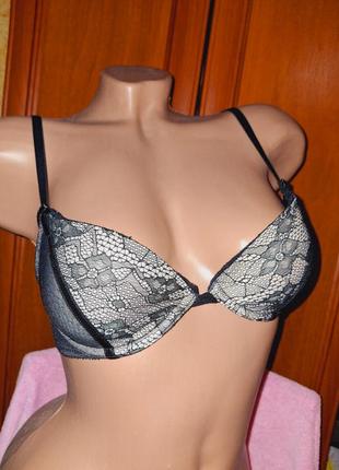 Шикарний бюстгальтер wonderbra 75b